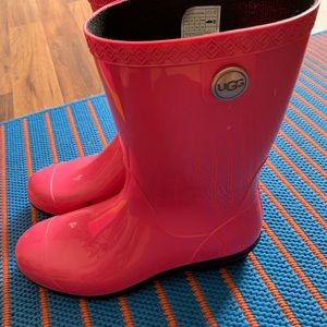 Ugg rain boots for women size 8
